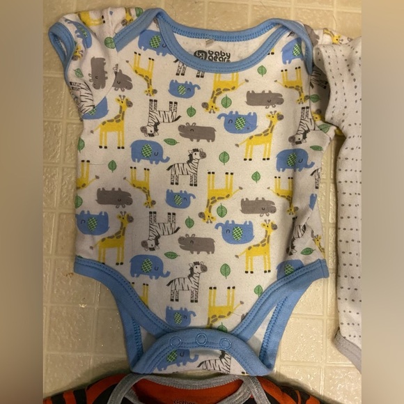 Lot of Baby Boys Size 0-3 Months Summer Clothes - Picture 2 of 6